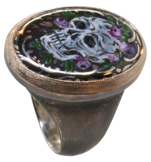Herrenring von Materia Prima. Keramik mit handgemaltem Totenkopf Motiv
